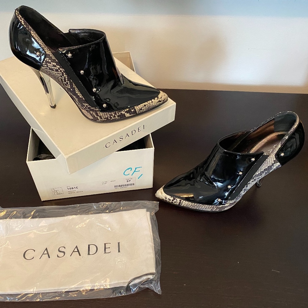 Casadei 7 Black Patent Leather Snakeskin Booties - Picture 6 of 8